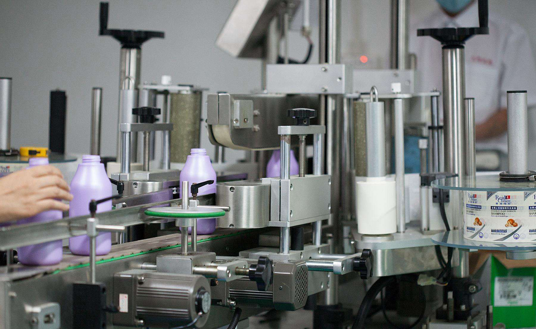 沐浴露增稠劑在沐浴露生產(chǎn)車間中應用 沐浴露增稠劑在沐浴露生產(chǎn)車間中應用